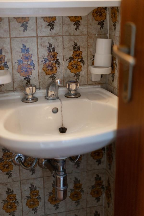 Hotel Villa Maris リミニ エクステリア 写真