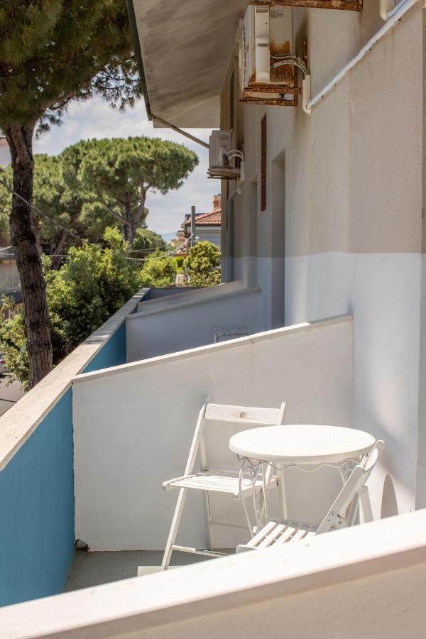 Hotel Villa Maris リミニ エクステリア 写真